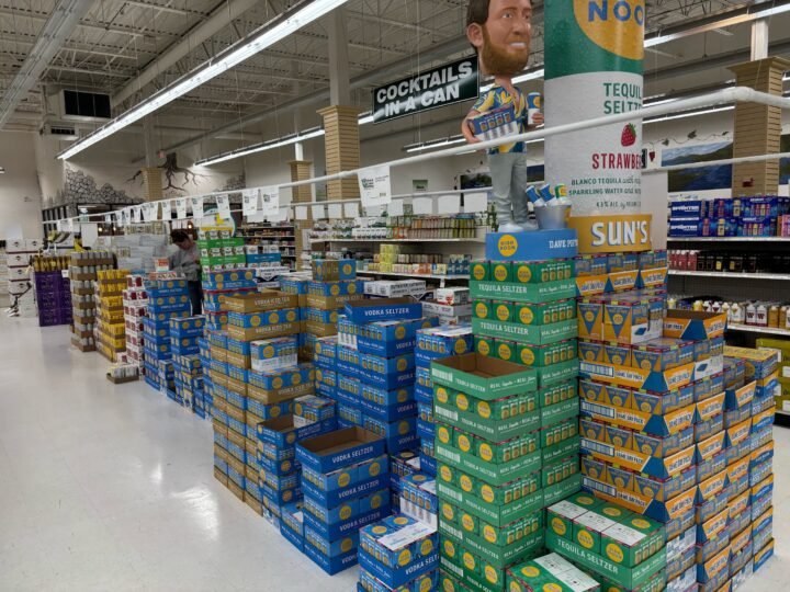 Retailers demand European Commission investigate Visa and Mastercard fees